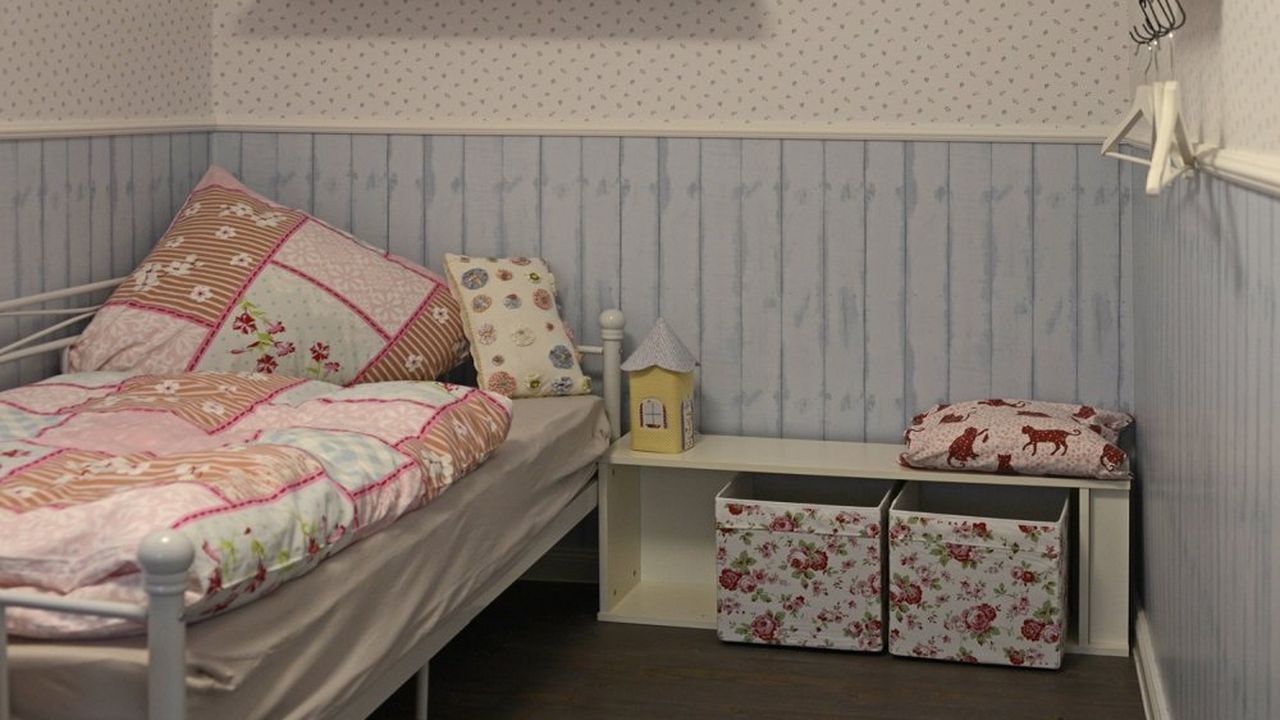 2. Schlafzimmer mit 2 Einzelbetten (90cm x 200cm) 2. Schlafzimmer mit 2 Einzelbetten (90cm x 200cm)